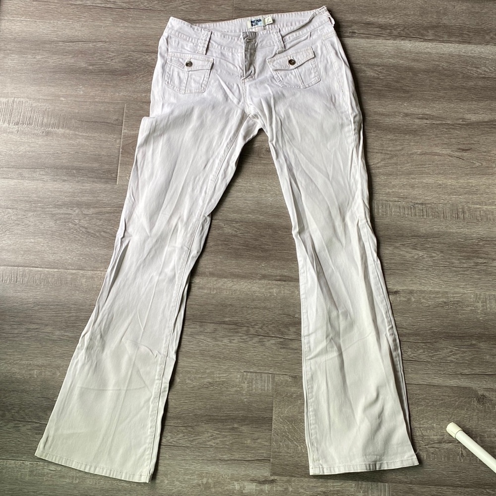 Flare Cargo Style